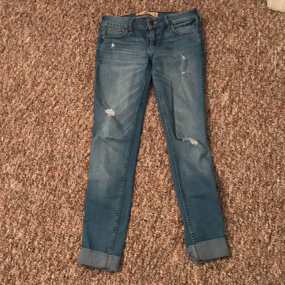 ripped skinny jeans